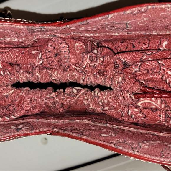 Marilyn Brighton Purse Leather Silver Red Bandana Liner Drawstring Sturdy Tote - Picture 3 of 8